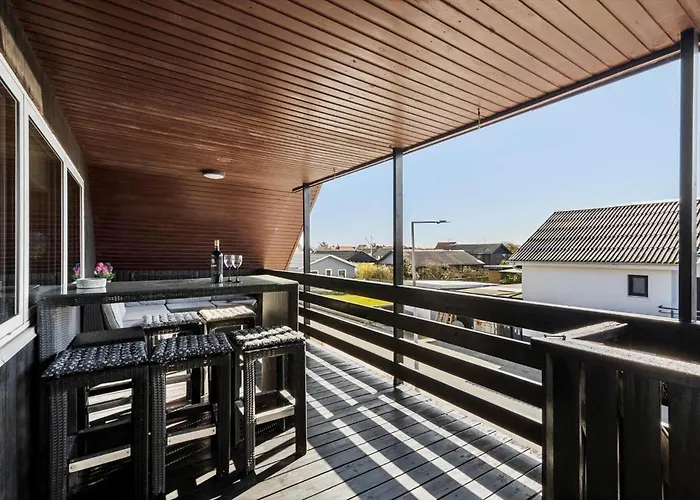 8821-hvide-sande-faergemandsvej-22-1-sal Hvide Sande