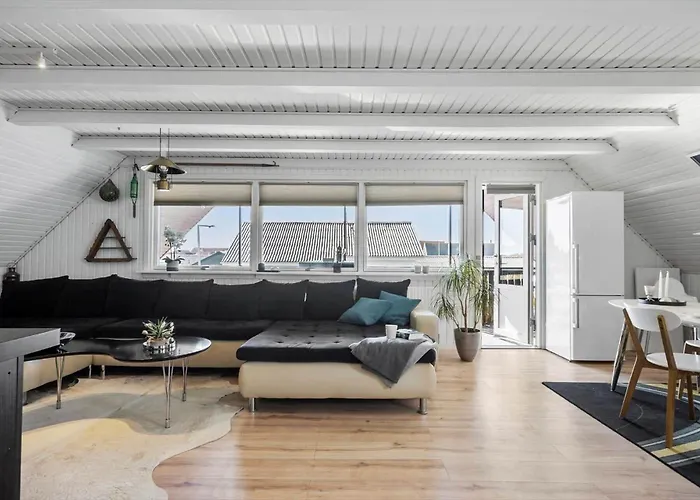 8821-hvide-sande-faergemandsvej-22-1-sal Hvide Sande